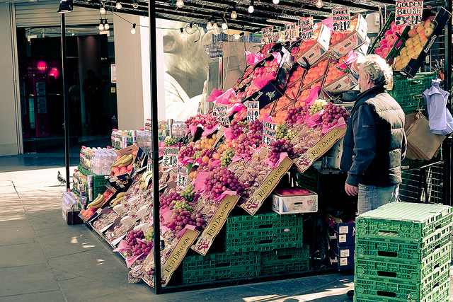 Oxford Street Shopping old style