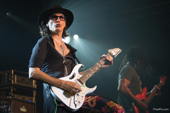 Steve Vai