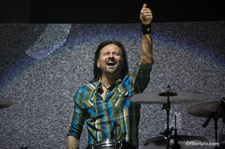 Chris Frazier, Foreigner