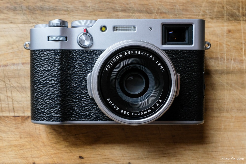 Fujifilm X100F Tracking