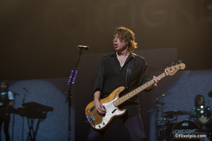 Jeff Pilson, Foreigner, Belfast